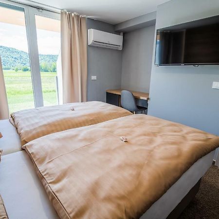 Guesthouse Mars Ig Kültér fotó